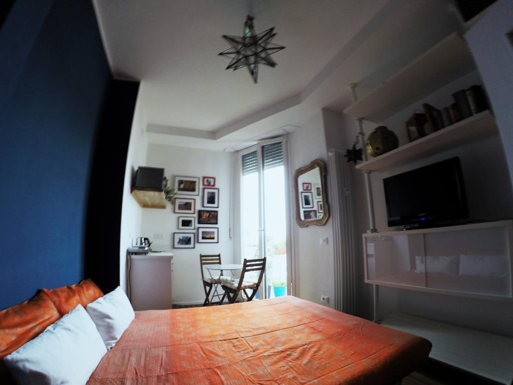 Up To Seven Bed and Breakfast Milaan Buitenkant foto